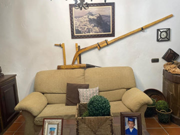 2-5bd7b9d04b45e33852eaf0ec6670150d