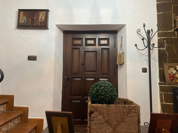 Image No.5-2 Bed Townhouse for sale