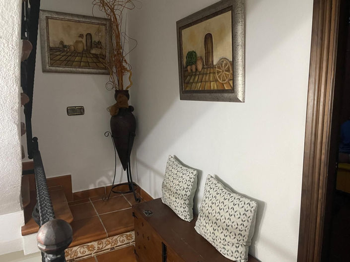 Image No.5-2 Bed Townhouse for sale