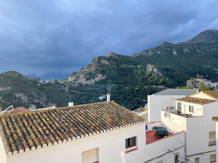 Image No.7-2 Bed Townhouse for sale