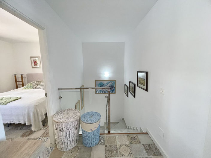 Image No.25-2 Bed Townhouse for sale