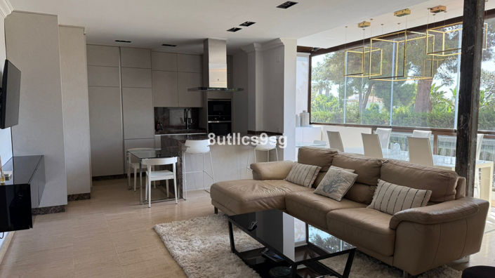 Image No.22-3 Bed Apartment for sale