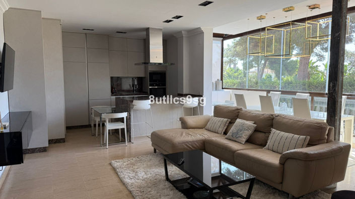 Image No.22-3 Bed Apartment for sale