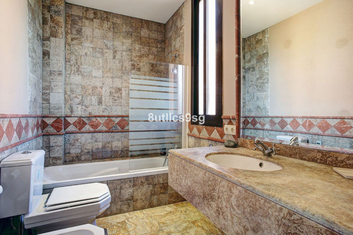 Image No.8-3 Bed Apartment for sale