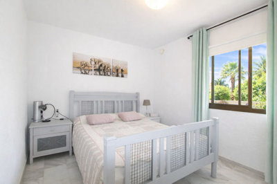 12-53013098fcab6c38b1379cd33298e050