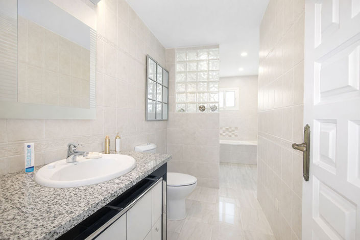 Image No.13-4 Bed Villa for sale