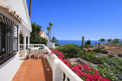 2-5bd7b9d04b45e33852eaf0ec6670150d