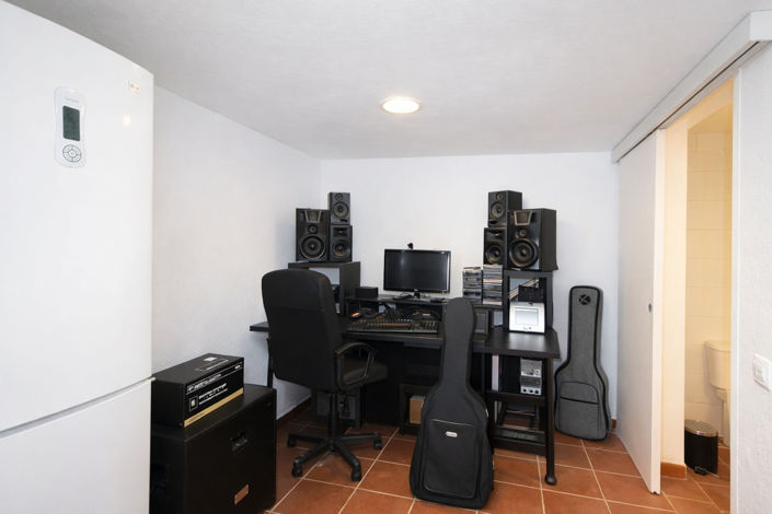 Image No.28-4 Bed Villa for sale