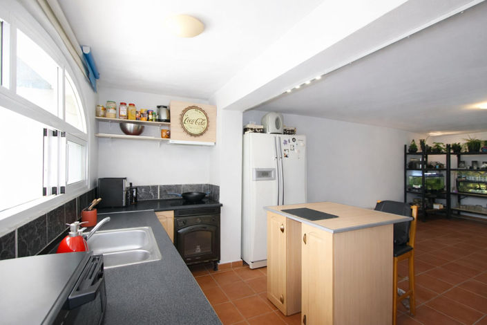 Image No.32-4 Bed Villa for sale