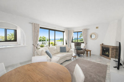 4-c23c0f86247804fa50226aecd8b0b2c8