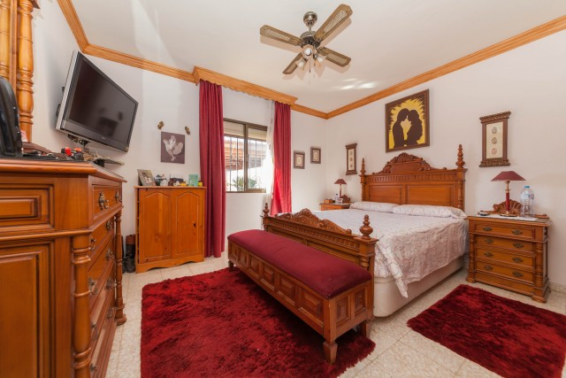 Image No.13-3 Bed Villa for sale