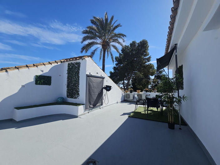 Image No.22-4 Bed Property for sale