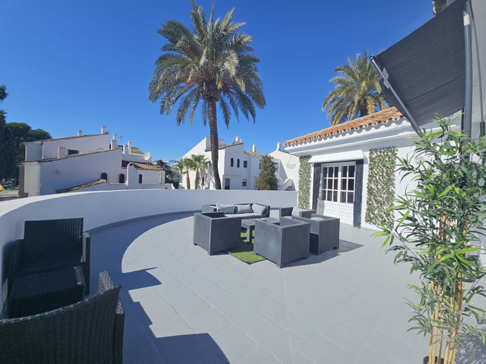 Image No.30-4 Bed Property for sale