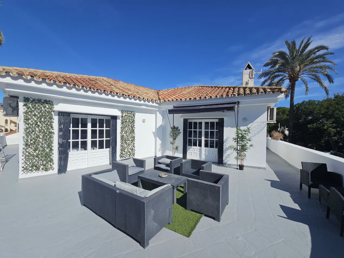 Image No.32-4 Bed Property for sale