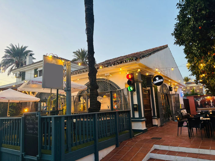 Image No.45-4 Bed Property for sale