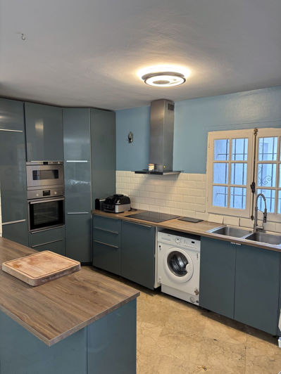 Image No.50-4 Bed Property for sale