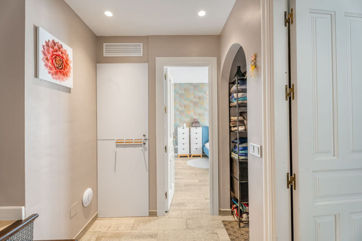 Image No.12-3 Bed Townhouse for sale