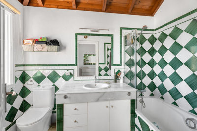 15-11d12f2f454f2f5e9b981fdd8b901d51