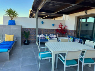 10-bb915d1cb19341576dcdc994b81ab9c5