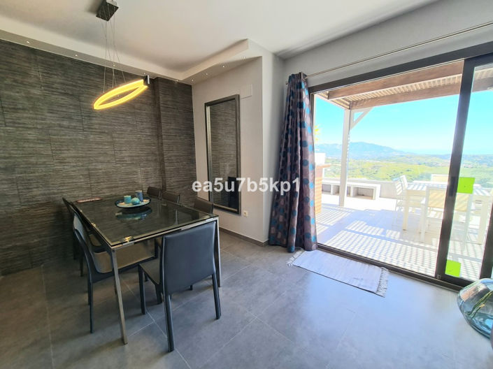 Image No.14-2 Bed Apartment for sale