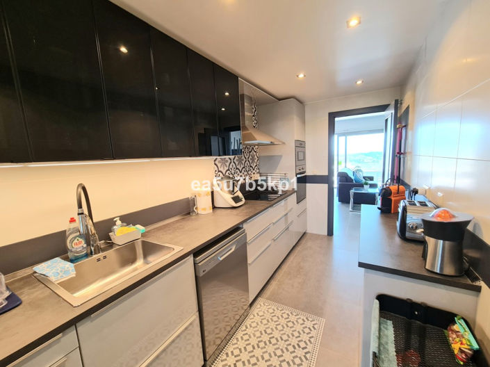 Image No.4-2 Bed Apartment for sale