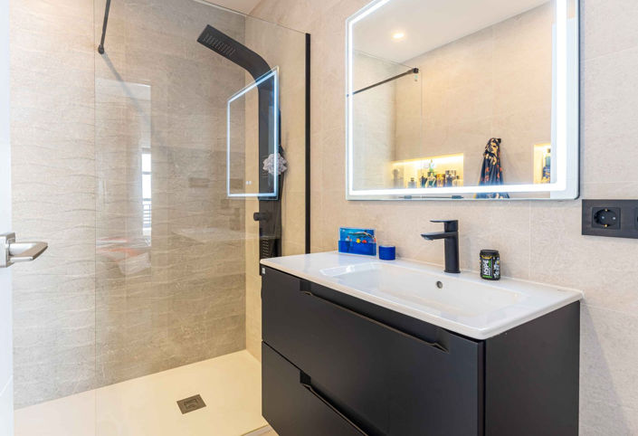 Image No.31-4 Bed Townhouse for sale