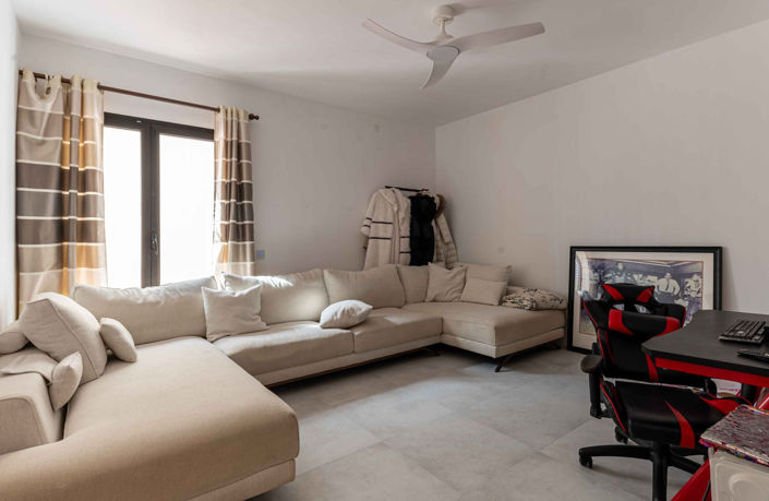 Image No.35-4 Bed Townhouse for sale