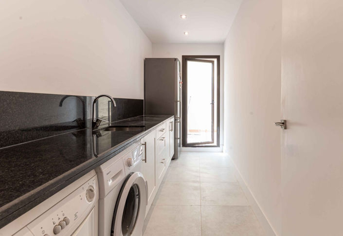 Image No.36-4 Bed Townhouse for sale