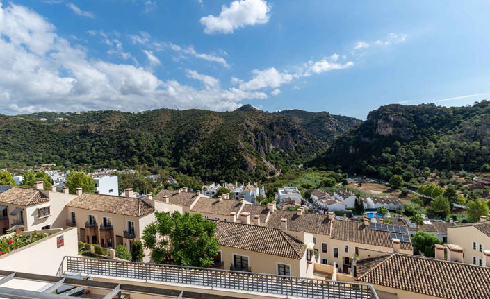 Image No.38-4 Bed Townhouse for sale