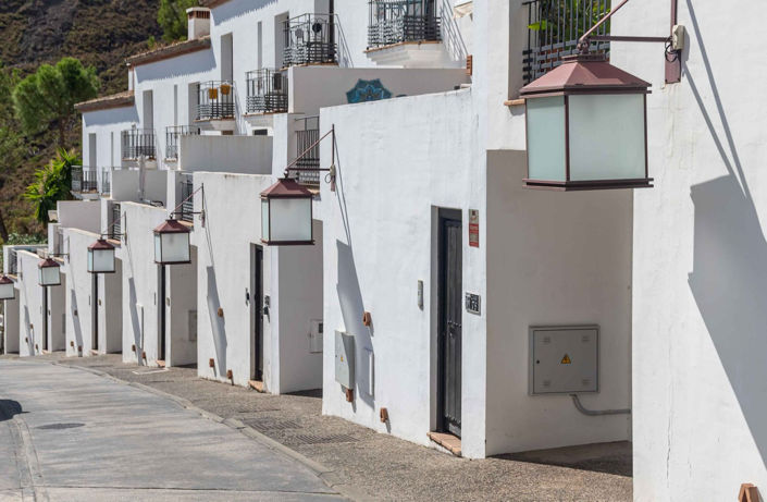 Image No.41-4 Bed Townhouse for sale