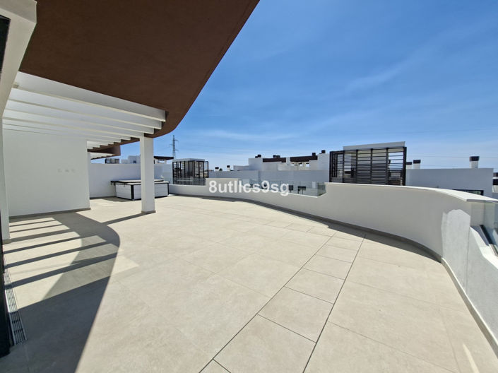 Image No.21-3 Bed Penthouse for sale