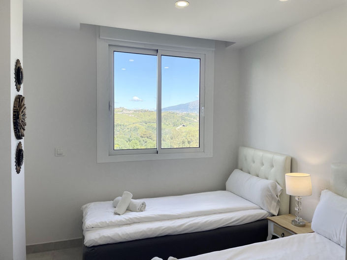 Image No.30-3 Bed Apartment for sale