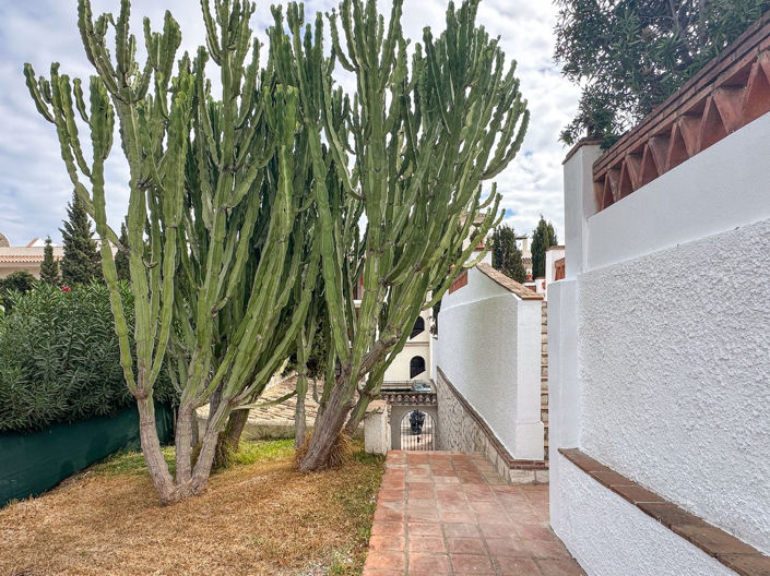 Image No.34-3 Bed Villa for sale