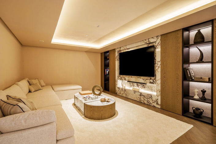 Image No.28-5 Bed Villa for sale