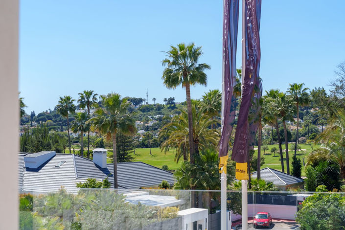 Image No.47-5 Bed Villa for sale