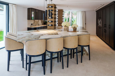 8-e64a9055bba3e77ac8aca3b893cdf826