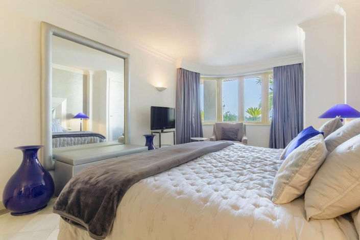 Image No.20-3 Bed Apartment for sale