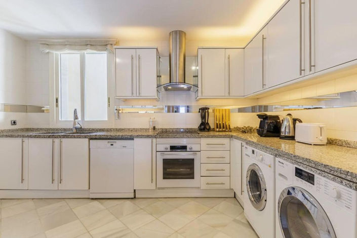 Image No.8-3 Bed Apartment for sale