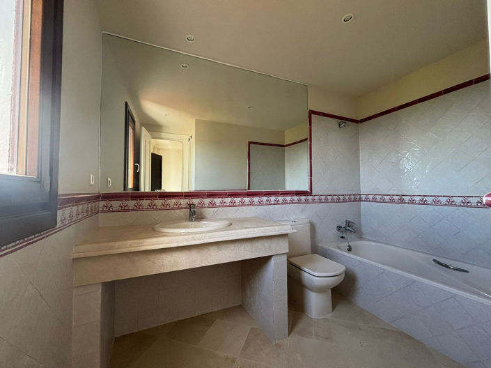 Image No.17-Villa de 3 chambres à vendre à Casares