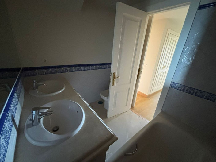 Image No.26-Villa de 3 chambres à vendre à Casares