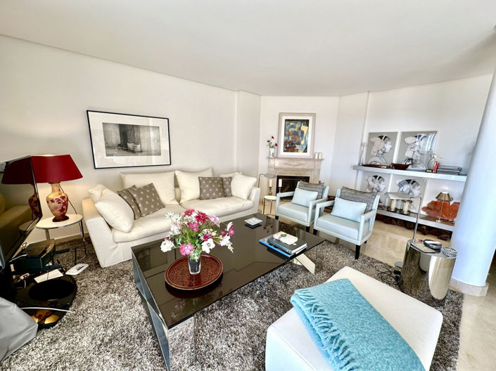 Image No.20-2 Bed Apartment for sale