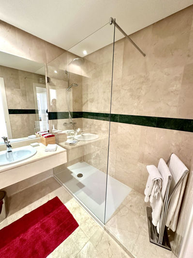 Image No.22-2 Bed Apartment for sale