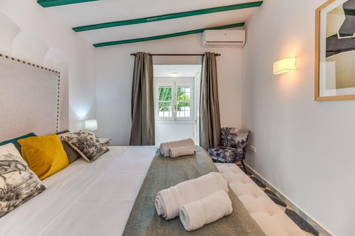 Image No.11-5 Bed Villa for sale