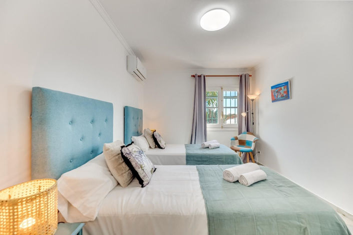 Image No.17-5 Bed Villa for sale