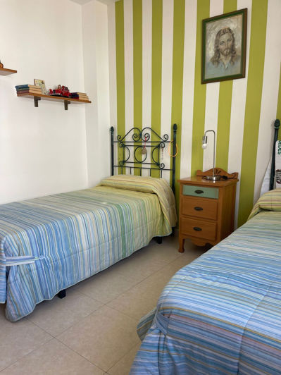 Image No.20-3 Bed Townhouse for sale