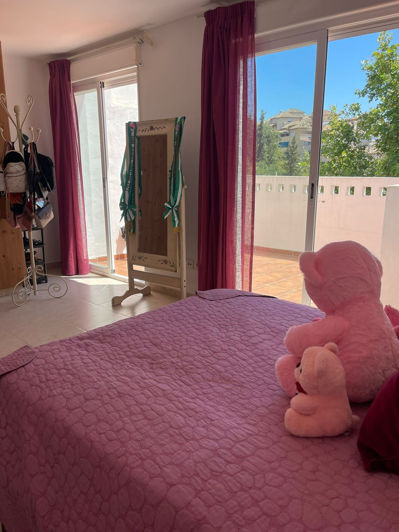 Image No.27-3 Bed Townhouse for sale