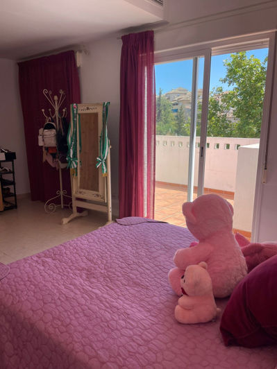 Image No.29-3 Bed Townhouse for sale