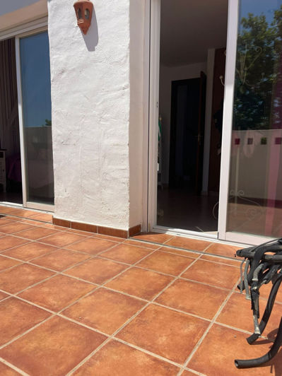 Image No.30-3 Bed Townhouse for sale