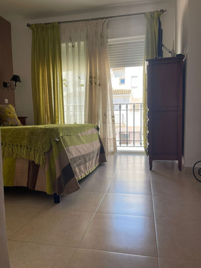 Image No.42-3 Bed Townhouse for sale