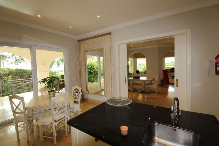 Image No.15-Villa de 4 chambres à vendre à Malaga